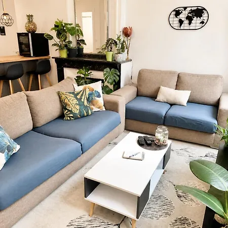 Apartment Charmant Appartement *